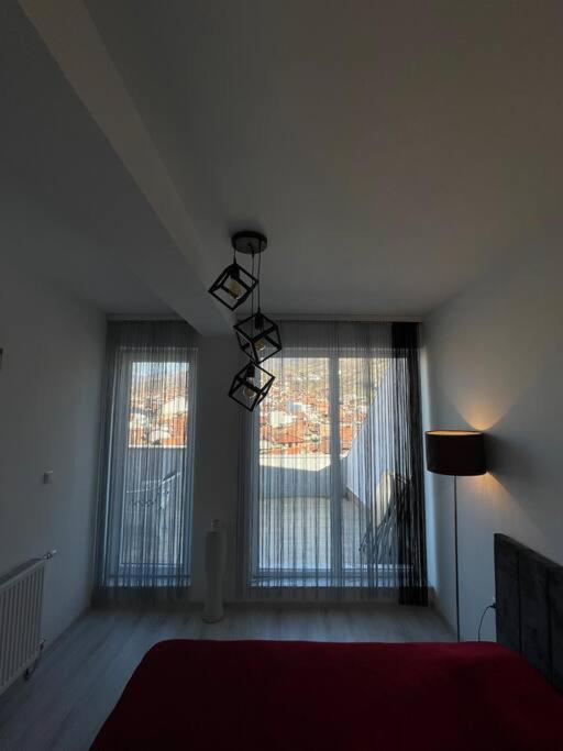 Ferienwohnung Penthouse With Castle View Prizren Exterior foto