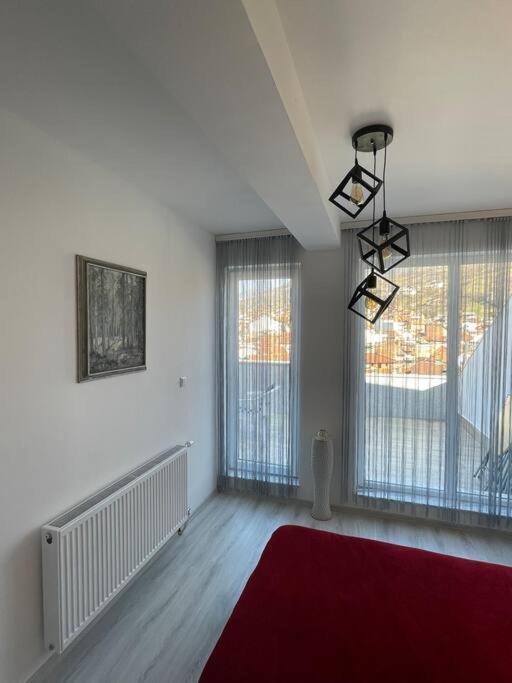 Ferienwohnung Penthouse With Castle View Prizren Exterior foto